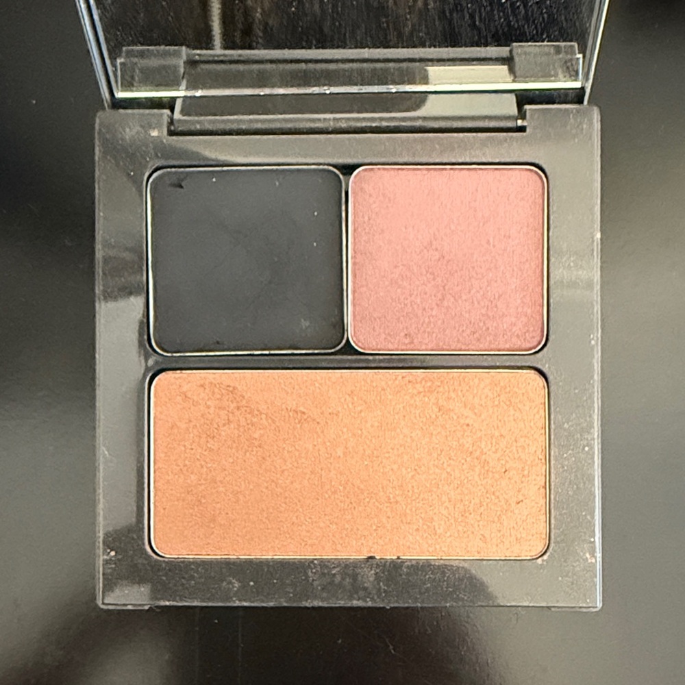 Prescriptives | RARE Magnetic Makeup Palettes with Mirror - Picture 2 of 6